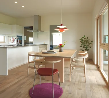 Single-story house inhabited by a chair collector｜A Residence Inspired by Scandinavian Design｜Custom-built house｜Dining Area