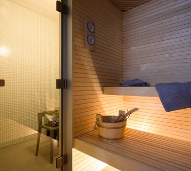 Scandinavian-Inspired Living｜Homes Embracing Natural Light｜Custom-built house｜Hobby room