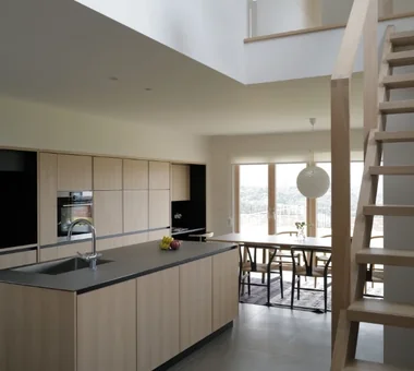 Living with a Sauna and an Inner Courtyard｜A Residence Inspired by Scandinavian Design｜Custom-built house｜Kitchen