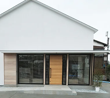 母屋と離れの家｜シンプルな家｜注文住宅｜外観