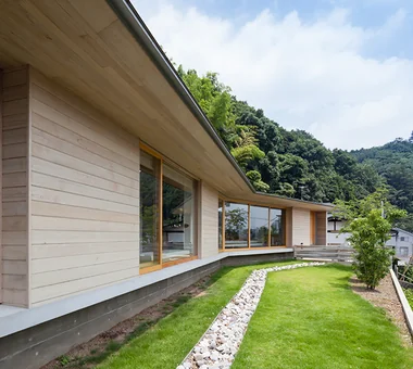 高尾之屋｜带有柴火炉的住宅｜房屋参观｜定制住宅