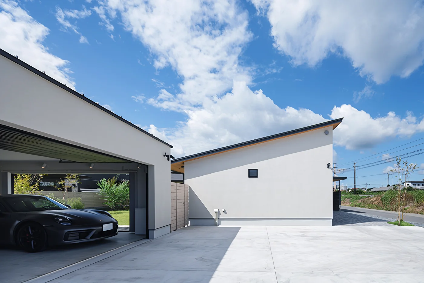 House Overlooking the Garage
