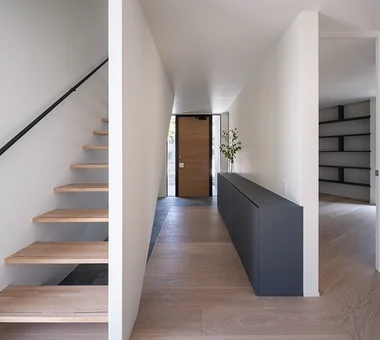 House in Hamura｜The Simple House｜Custom-built house｜Entrance hall