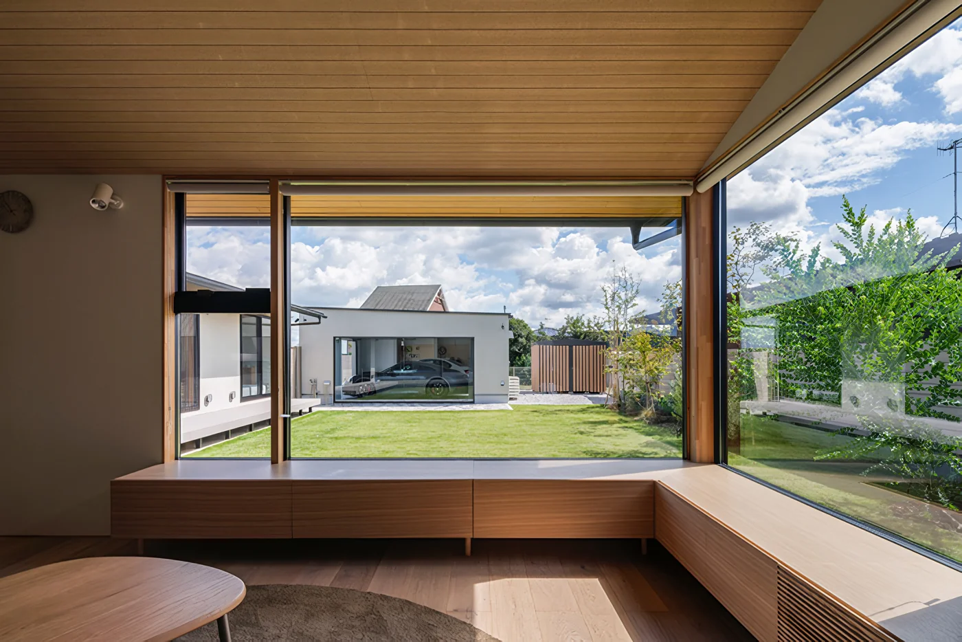 House Overlooking the Garage