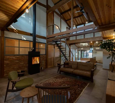 Renovation of a Traditional Farmhouse with a Large Double-Height Space | Kitamachi House｜Homes for Antique Enthusiasts｜Room Tour｜Custom-built house
