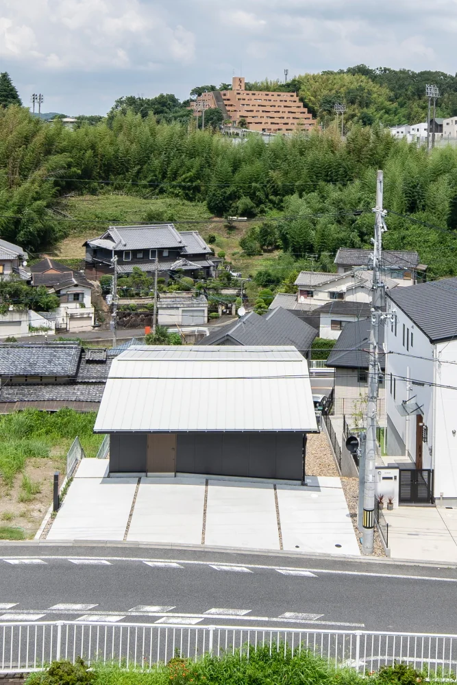 Aerial view from the elevated site.