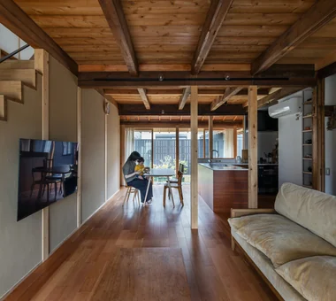 House of Weariness | Renovation of One Side of a Prewar Paired Row House｜Modern Japanese-Style Residence｜Custom-built house｜Living Room