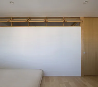 Condominium Renovation with Cross-Ventilation | 'Fukinagashi' House｜Minimalist Design Residences｜Custom-built house｜Bedroom