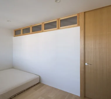 Condominium Renovation with Cross-Ventilation | 'Fukinagashi' House｜Minimalist Design Residences｜Custom-built house｜Bedroom