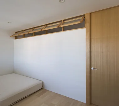 Condominium Renovation with Cross-Ventilation | 'Fukinagashi' House｜Minimalist Design Residences｜Custom-built house｜Bedroom