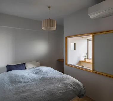 Flat with Raised Seating Area and Through-Passage | Tranquil House｜Minimalist Design Residences｜Custom-built house｜Bedroom