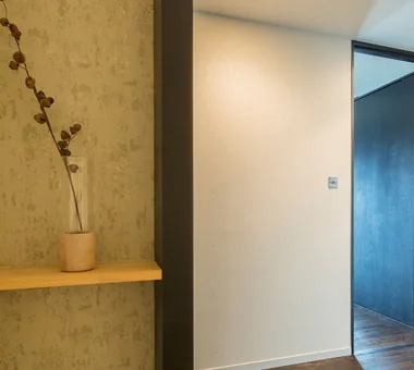 Condominium Renovation: Choose the Layout According to Mood | A Home That Changes Its Outfit｜Concrete Houses｜Custom-built house｜Entrance hall