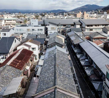 戰前出租型京都町屋的再生｜昭和小路連棟住宅｜設有茶室的住宅｜客製化住宅｜外觀