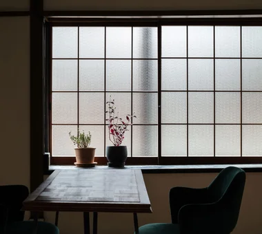 为租赁长屋引入采光的翻新｜昭和小路长屋Ⅱ｜引入自然光的住宅｜房屋参观｜定制住宅
