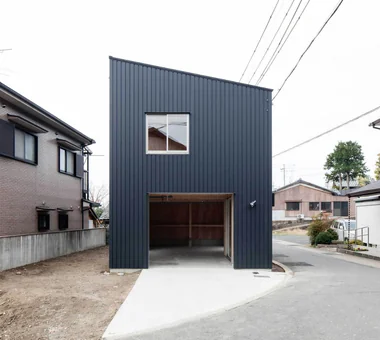 團地之家｜將團地平面置於車庫之上的最小化住宅｜緊湊住宅｜房屋導覽｜客製化住宅