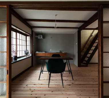 為出租長屋引入光線的翻新計畫｜昭和小路長屋Ⅱ｜和風現代住宅｜客製化住宅｜餐廳