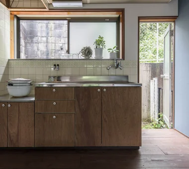 出租用独栋住宅的最小限度改造｜租屋之家｜紧凑住宅｜定制住宅｜厨房