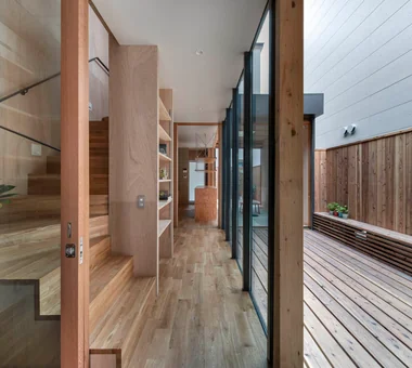A Small House for Open Living in the Gap Between Buildings | Kigawa Row House｜Industrial Design Residences｜Room Tour｜Custom-built house