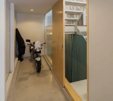 Narrow Skip-Floor Steel-Frame Garage House | ' ' House｜Compact House｜Room Tour｜Custom-built house