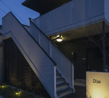 Integrated Exterior Solution for Two Adjacent Rental Apartment Buildings | D and T Apartments｜Condominium｜Project