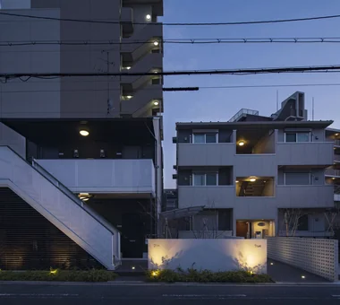 Integrated Exterior Solution for Two Adjacent Rental Apartment Buildings | D and T Apartments｜Condominium｜Project