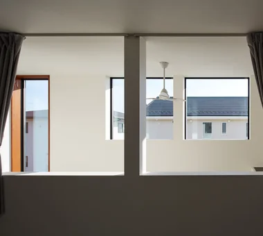 yet yet: House in Tsukuba Harukazedai｜Homes with Innovative Storage Solutions｜Custom-built house｜Atrium