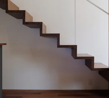 yet yet: House in Tsukuba Harukazedai｜Homes with Innovative Storage Solutions｜Custom-built house｜Stairs
