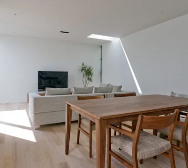 3×10 Court house — House with a Courtyard in Tsuchiura｜Homes Featuring Courtyards｜Custom-built house｜Dining Area