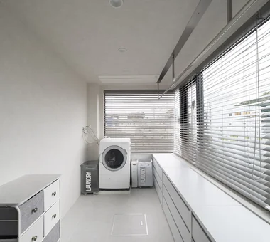 hideaway: Building Renovation in Mito｜A Residence for Relaxation｜Custom-built house｜Lavatory