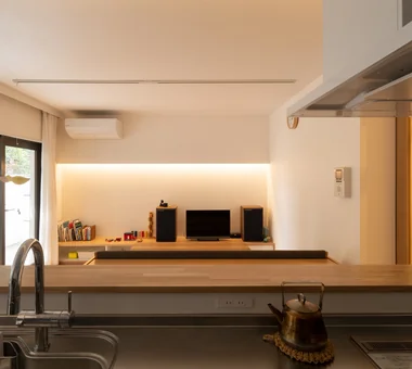 swing: Condominium Renovation in Nishi-Ogikubo｜Homes with Dedicated Workspaces｜Custom-built house｜LDK