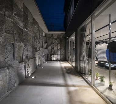 VUZZRY VALDR Flagship Shop｜Project