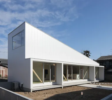 朋友｜斜顶/斜面天花板住宅｜房屋参观｜定制住宅