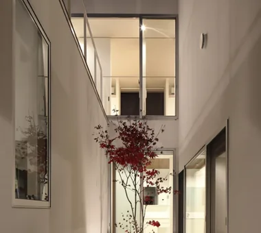 truth｜帶連續帶狀窗的住宅｜房屋導覽｜客製化住宅