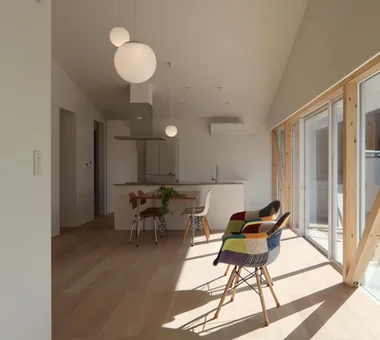 朋友｜斜顶/斜面天花板住宅｜房屋参观｜定制住宅
