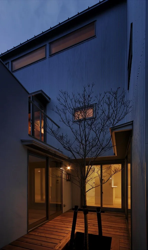 The Dwelling of Books