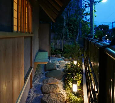悠久樓＋長屋式租賃住宅｜現代風格住宅｜客製化住宅｜庭院