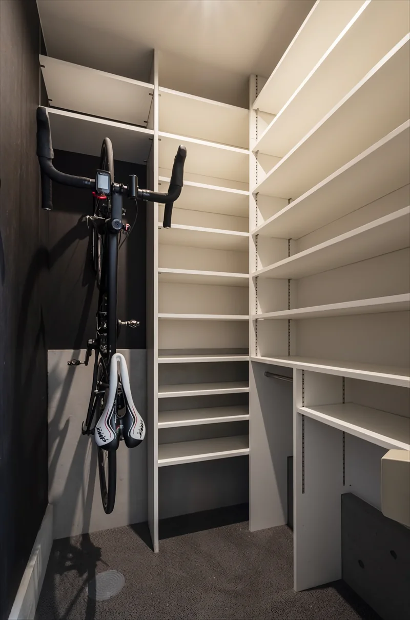 Garage House Featuring a Skip-Floor Design
