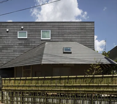悠久樓＋長屋式租賃住宅｜設有茶室的住宅｜客製化住宅｜外觀