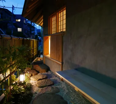 悠久樓＋長屋式租賃住宅｜設有茶室的住宅｜客製化住宅｜庭院