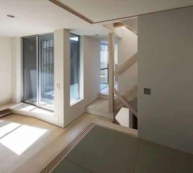 KATANA｜Homes Featuring Motorcycle Garages｜Custom-built house｜Living Room