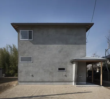 为两只大型犬设计的斜坡住宅｜木之居｜房屋参观｜定制住宅