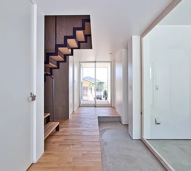 VIA　〜高台に建つ大きなウッドデッキのある家〜｜モダンな家｜ルームツアー｜注文住宅