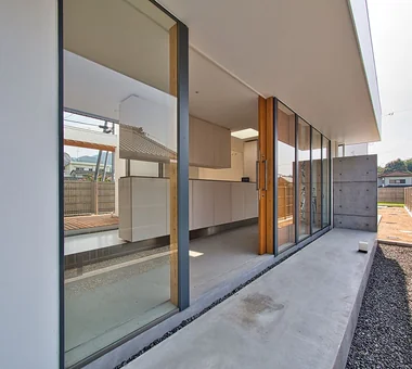 ELL — A Single-Storey House Adorned by White Spaces, Like a Museum｜Modern Residences｜Custom-built house｜Entrance hall