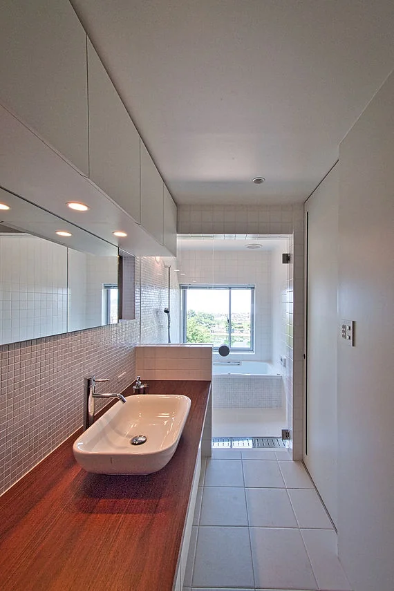 ＋UMI — Renovation Design Contest Jury Special Prize / TDY Remodel Smile Works Contest (TOTO) Excellence Award