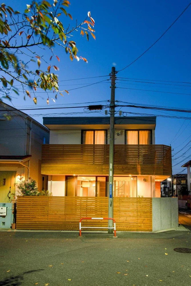 市川の家