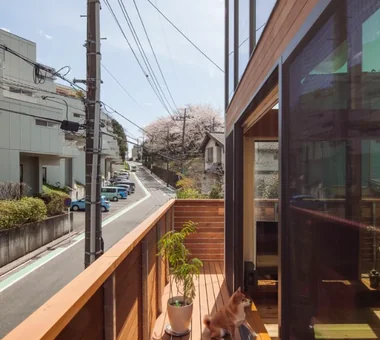 Sakuradai House｜Glass-Enclosed Residences｜Terrace｜Custom-built house