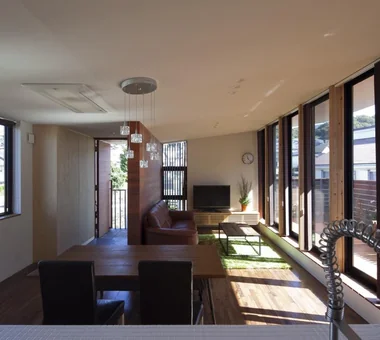 上大岡の長屋｜インナーバルコニーのある家｜LDK｜注文住宅
