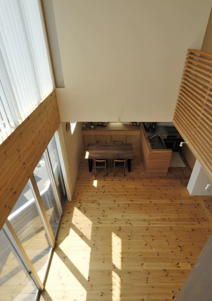 茅ヶ崎の家 + Max Clean Studio