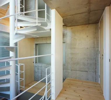 House in Higashiyukigaya｜Glass-Enclosed Residences｜Stairs｜Custom-built house
