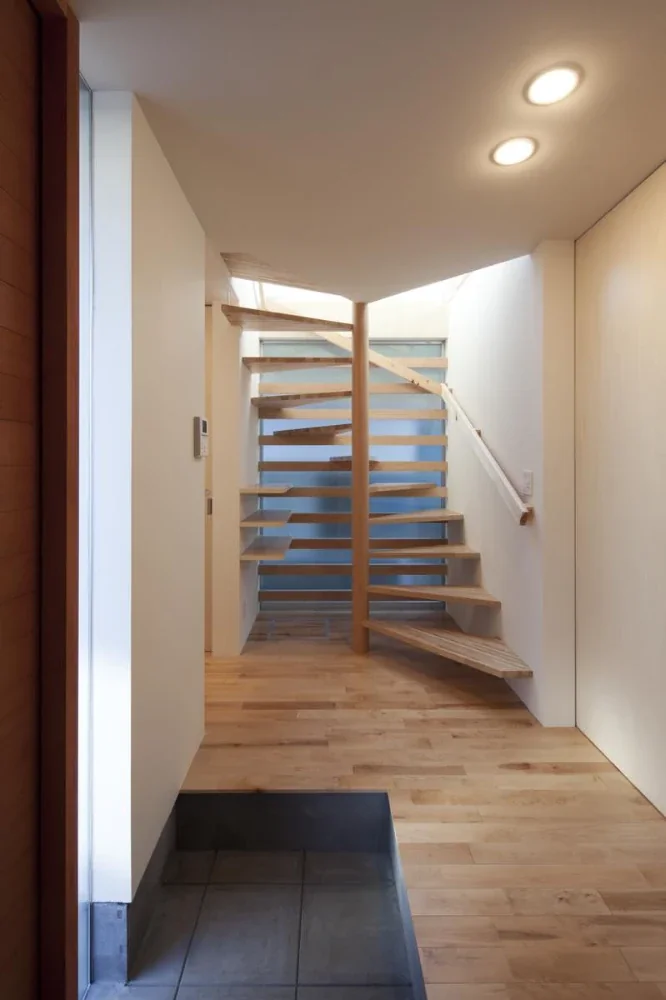 House M in Komae